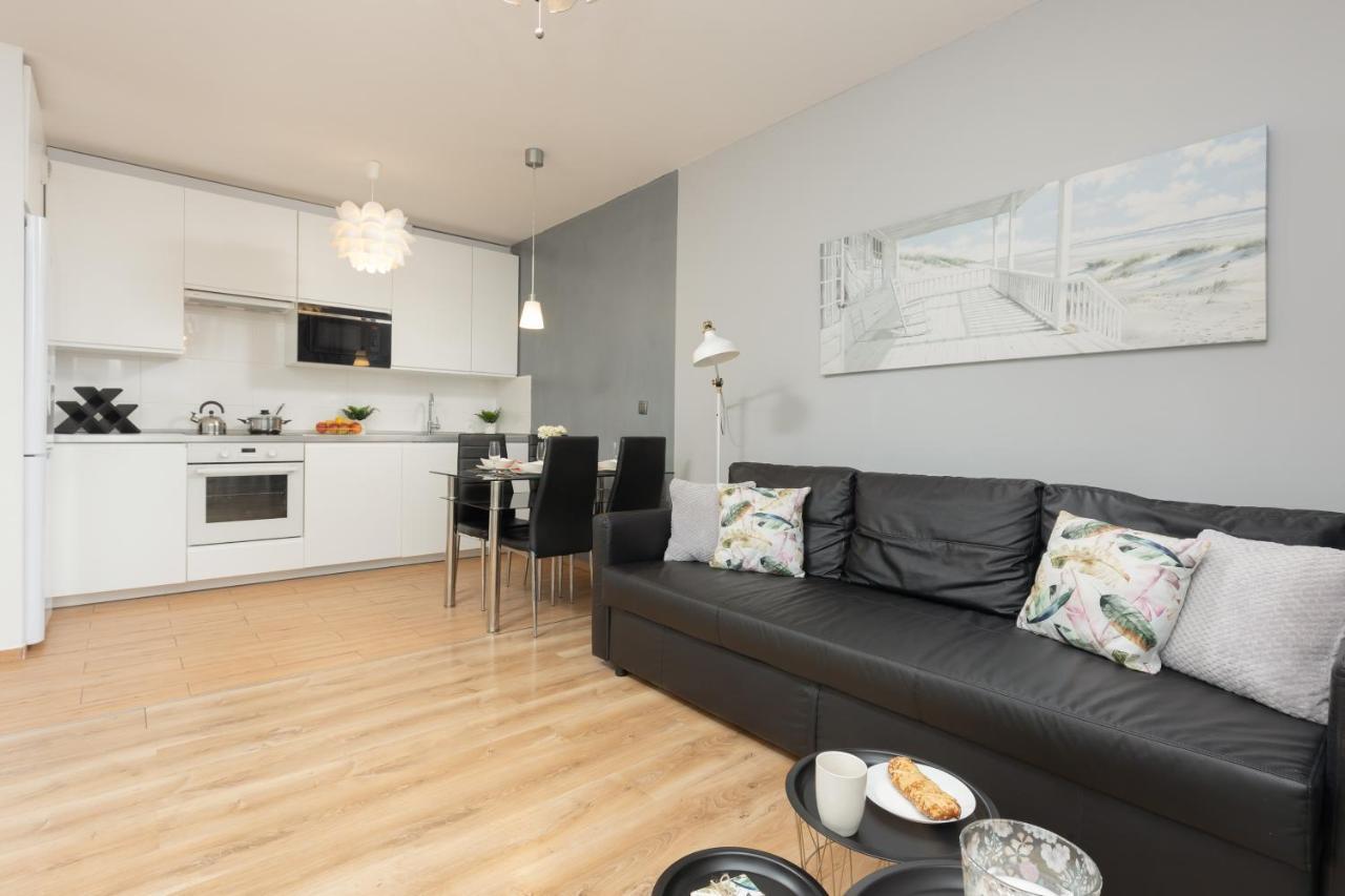 Warszawa Wawrzyszewska Apartment By Noclegi Renters Kültér fotó